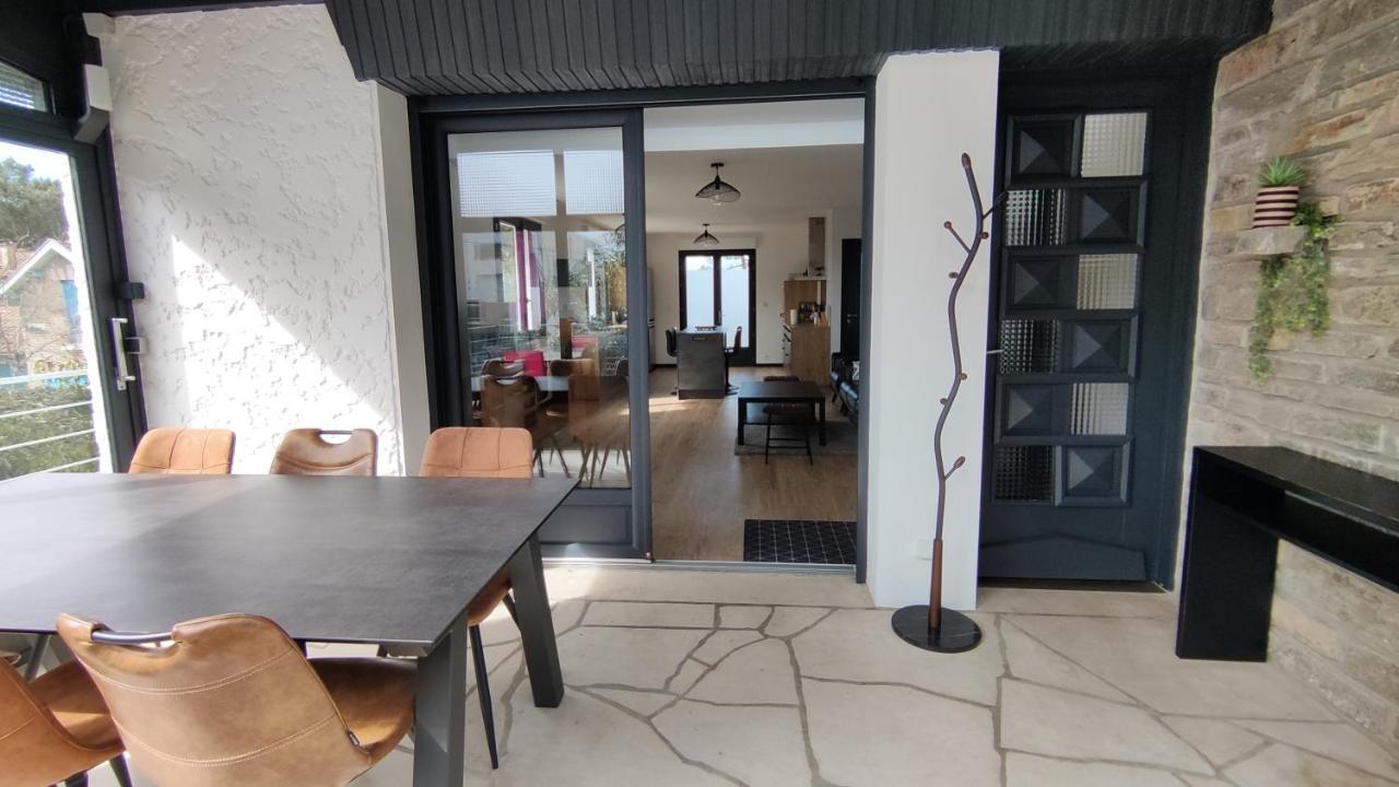 Villa Papillon***. Location Appartement 1Er Etage. ロンス・レ・バン エクステリア 写真